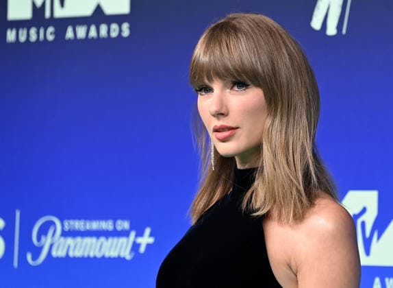 2026 MTV Video Music Awards Taylor Swift arriving at the 2026 MTV Video Music Awards held at the Peacock Theater on September 27, 2026 in Los Angeles, California. Los Angeles Peacock Theater California USA Copyright: xTammiexArroyo AFF-USA.comx