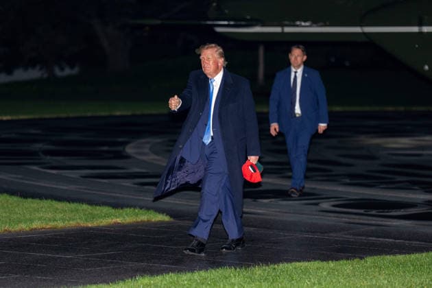 September 27, 2026, Washington, District Of Columbia, USA: President DONALD TRUMP speaks to the press as he arrives back to the White House on Marine One Washington USA  - ZUMAs365 20260927_znp_s365_018 Copyright: xJoeyxSussmanx