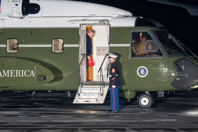 September 27, 2026, Washington, District Of Columbia, USA: President DONALD TRUMP speaks to the press as he arrives back to the White House on Marine One Washington USA  - ZUMAs365 20260927_znp_s365_023 Copyright: xJoeyxSussmanx