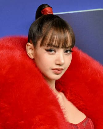 September 27, 2026, Los Angeles, California, USA: Thai rapper, singer, dancer, and actress LISA, 29, attends the 2026 MTV Video Music Awards Ã¢â‚¬oeVMAsÃ¢â‚¬Â teal carpet. Los Angeles USA  - ZUMAb173 20260927_aap_b173_057 Copyright: xBillyxBennightx