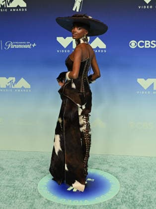 September 27, 2026, Los Angeles, California, USA: MADISIN RIAN attends the 2026 MTV Video Music Awards Ã¢â‚¬oeVMAsÃ¢â‚¬Â teal carpet. Los Angeles USA  - ZUMAb173 20260927_aap_b173_082 Copyright: xBillyxBennightx