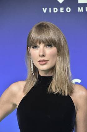 Taylor Swift at arrivals for The 2026 MTV VMAs (Video Music Awards) - Arrivals 1, JW Marriott Los Angeles L.A. LIVE, Los Angeles, CA, September 27, 2026. Photo By: Elizabeth Goodenough Everett Collection The 2026 MTV VMAs (Video Music Awards) - Arrivals 1 PUBLICATIONXNOTxINxCANxCHNxFRAxITAxJPNxNORxPOLxRUSxESPxUKxUSA
