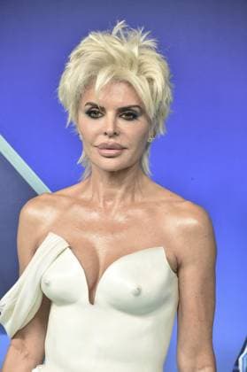Lisa Rinna at arrivals for The 2026 MTV VMAs (Video Music Awards) - Arrivals 1, JW Marriott Los Angeles L.A. LIVE, Los Angeles, CA, September 27, 2026. Photo By: Elizabeth Goodenough Everett Collection The 2026 MTV VMAs (Video Music Awards) - Arrivals 1 PUBLICATIONXNOTxINxCANxCHNxFRAxITAxJPNxNORxPOLxRUSxESPxUKxUSA
