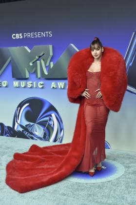 LISA at arrivals for The 2026 MTV VMAs (Video Music Awards) - Arrivals 1, JW Marriott Los Angeles L.A. LIVE, Los Angeles, CA, September 27, 2026. Photo By: Elizabeth Goodenough Everett Collection The 2026 MTV VMAs (Video Music Awards) - Arrivals 1 PUBLICATIONXNOTxINxCANxCHNxFRAxITAxJPNxNORxPOLxRUSxESPxUKxUSA