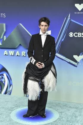 Troye Sivan at arrivals for The 2026 MTV VMAs (Video Music Awards) - Arrivals 1, JW Marriott Los Angeles L.A. LIVE, Los Angeles, CA, September 27, 2026. Photo By: Elizabeth Goodenough Everett Collection The 2026 MTV VMAs (Video Music Awards) - Arrivals 1 PUBLICATIONXNOTxINxCANxCHNxFRAxITAxJPNxNORxPOLxRUSxESPxUKxUSA
