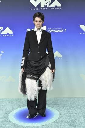 Troye Sivan at arrivals for The 2026 MTV VMAs (Video Music Awards) - Arrivals 1, JW Marriott Los Angeles L.A. LIVE, Los Angeles, CA, September 27, 2026. Photo By: Elizabeth Goodenough Everett Collection The 2026 MTV VMAs (Video Music Awards) - Arrivals 1 PUBLICATIONXNOTxINxCANxCHNxFRAxITAxJPNxNORxPOLxRUSxESPxUKxUSA