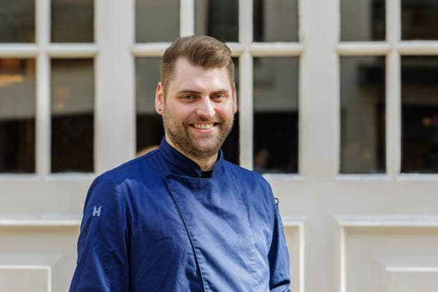 September 27, 2026, Düsseldorf: Lukas Schild on the sidelines of a Chefs in Town event at Restaurant Schorn by Lukas Schild, Düsseldorf. Restaurant Schorn by Lukas Schild, Martinstraße, North Rhine-Westphalia, Germany