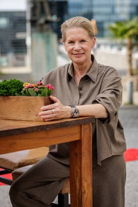 September 27, 2026, Düsseldorf: Cornelia Poletto on the sidelines of a Chefs in Town event at Restaurant Riva in Düsseldorf s Medienhafen. Restaurant Riva, Medienhafen, North Rhine-Westphalia, Germany
