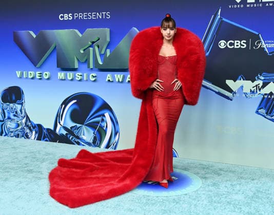 2026 MTV Video Music Awards Lisa arriving at the 2026 MTV Video Music Awards held at the Peacock Theater on September 27, 2026 in Los Angeles, California. Los Angeles Peacock Theater California USA Copyright: xTammiexArroyo AFF-USA.comx