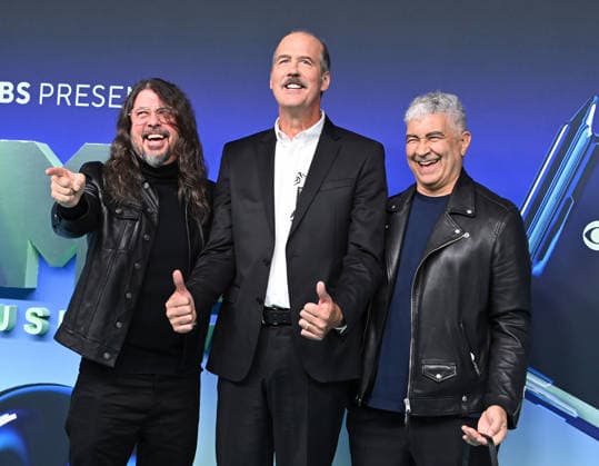 2026 MTV Video Music Awards Dave Grohl, Krist Novoselic and Pat Smear arriving at the 2026 MTV Video Music Awards held at the Peacock Theater on September 27, 2026 in Los Angeles, California. Los Angeles Peacock Theater California USA Copyright: xTammiexArroyo AFF-USA.comx