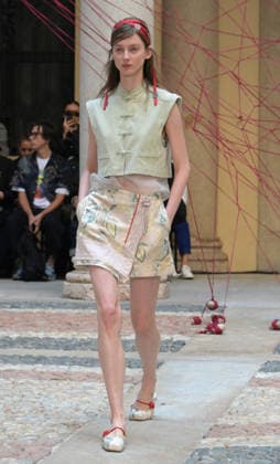 MFW - HUI Runway A model walks the runway forHUI Milano Spring Summer 2027 show during Milan Fashion Week in Milan, Italy on September 27, 2026. Photo by Nick Zonna IPA ABACAPRESS.COM Milano Italy  Copyright: xZonnaxNick IPA ABACAx