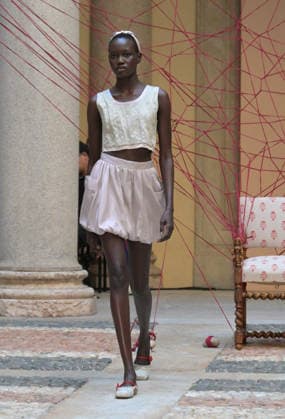 MFW - HUI Runway A model walks the runway forHUI Milano Spring Summer 2027 show during Milan Fashion Week in Milan, Italy on September 27, 2026. Photo by Nick Zonna IPA ABACAPRESS.COM Milano Italy  Copyright: xZonnaxNick IPA ABACAx