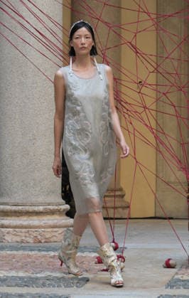 MFW - HUI Runway A model walks the runway forHUI Milano Spring Summer 2027 show during Milan Fashion Week in Milan, Italy on September 27, 2026. Photo by Nick Zonna IPA ABACAPRESS.COM Milano Italy  Copyright: xZonnaxNick IPA ABACAx