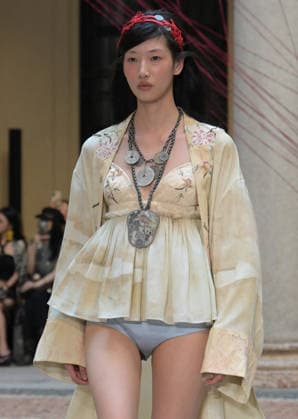 MFW - HUI Runway A model walks the runway forHUI Milano Spring Summer 2027 show during Milan Fashion Week in Milan, Italy on September 27, 2026. Photo by Nick Zonna IPA ABACAPRESS.COM Milano Italy  Copyright: xZonnaxNick IPA ABACAx