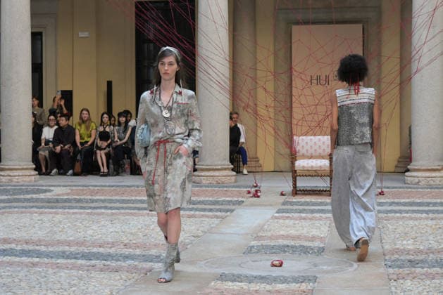 MFW - HUI Runway A model walks the runway forHUI Milano Spring Summer 2027 show during Milan Fashion Week in Milan, Italy on September 27, 2026. Photo by Nick Zonna IPA ABACAPRESS.COM Milano Italy  Copyright: xZonnaxNick IPA ABACAx