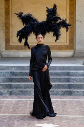 Marques Almeida Spring Summer 2027 Ready-to-Wear Collection fashion show at Milan Fashion Week (MLFW) on September 27, 2026 Marquess Almeida Spring Summer 2027 Ready-to-Wear Collection fashion show at Milan Fashion Week (MLFW) on September 27, 2026 Milan, Italy  Copyright: xAgencex xBestimagexAgencex xBestimagex