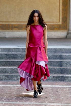 Marques Almeida Spring Summer 2027 Ready-to-Wear Collection fashion show at Milan Fashion Week (MLFW) on September 27, 2026 Marquess Almeida Spring Summer 2027 Ready-to-Wear Collection fashion show at Milan Fashion Week (MLFW) on September 27, 2026 Milan, Italy  Copyright: xAgencex xBestimagexAgencex xBestimagex