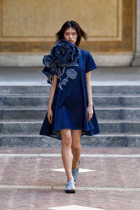 Marques Almeida Spring Summer 2027 Ready-to-Wear Collection fashion show at Milan Fashion Week (MLFW) on September 27, 2026 Marquess Almeida Spring Summer 2027 Ready-to-Wear Collection fashion show at Milan Fashion Week (MLFW) on September 27, 2026 Milan, Italy  Copyright: xAgencex xBestimagexAgencex xBestimagex