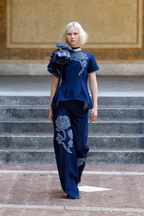Marques Almeida Spring Summer 2027 Ready-to-Wear Collection fashion show at Milan Fashion Week (MLFW) on September 27, 2026 Marquess Almeida Spring Summer 2027 Ready-to-Wear Collection fashion show at Milan Fashion Week (MLFW) on September 27, 2026 Milan, Italy  Copyright: xAgencex xBestimagexAgencex xBestimagex