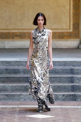 Marques Almeida Spring Summer 2027 Ready-to-Wear Collection Fashion Show at Milan Fashion Week (MLFW) on September 27, 2026 Marquess Almeida Spring Summer 2027 Ready-to-Wear Collection fashion show at Milan Fashion Week (MLFW) on September 27, 2026 Milan, Italy  Copyright: xAgencex xBestimagexAgencex xBestimagex