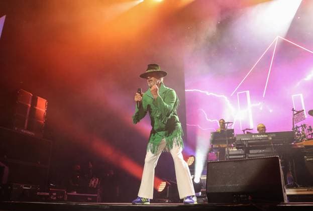 September 28, 2026: TO-45259- CIUDAD DE MEXICO,2026-09-27. British funk and disco band Jamiroquai, led by frontman Jay Kay, performs live on stage at Arena Ciudad de Mexico as part of their international tour, entertaining thousands of fans with their iconic hits. Clasos.com.mx  - ZUMAcs4_ 20260928_faa_cs4_013 Copyright: xLuisxMarinx