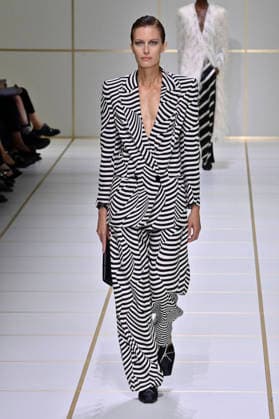 Giorgio Armani Spring Summer 2027 Ready-to-Wear Collection Fashion Show at Milan Fashion Week (MLFW) on September 27, 2026 Giorgio Armani Spring Summer 2027 Ready-to-Wear Collection Fashion Show at Milan Fashion Week (MLFW) on September 27, 2026 Milan, Italy  Copyright: xAgencex xBestimagexAgencex xBestimagex