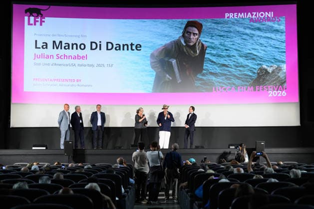 September 27, 2026, Lucca, Lucca, Italy: Julian Schnabel, American director and painter, receives the Lifetime Achievement Award at the Lucca Film Festival, Lucca, September 27, 2026 Lucca Italy  - ZUMAa289 20260927_zia_a289_001 Copyright: xStefanoxDallexLuchex xAgfx