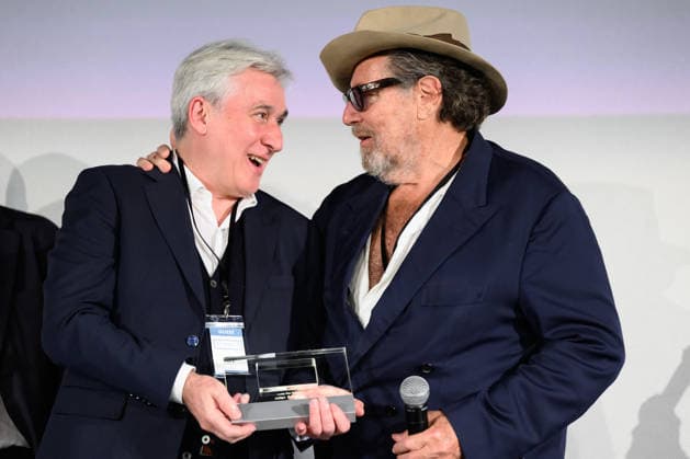 September 27, 2026, Lucca, Lucca, Italy: Julian Schnabel, American director and painter, receives the Lifetime Achievement Award at the Lucca Film Festival from Massimo Marsili, president of the Lucca Savings Bank Foundation, Lucca, 27 09 2026 Lucca Italy  - ZUMAa289 20260927_zia_a289_028 Copyright: xStefanoxDallexLuchex xAgfx