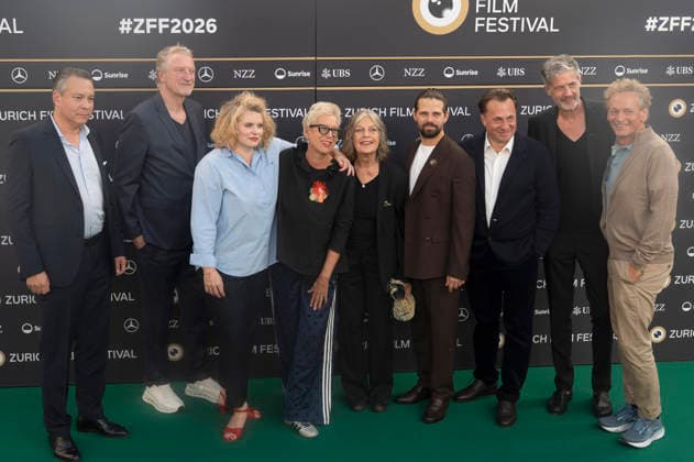 Reta Guetg, Doris Dörrie, Angela Winkler, Josef Ellers, and the cast and crew at the premiere of the film *Frau Winkler verlässt das Haus* at the 22nd Zurich Film Festival at Arthouse Le Paris in Zurich, September 27, 2026 Foto:xA.xRaemyx xFuturexImagex winkler_6901