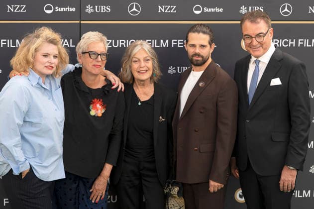 Reta Guetg, Doris Dörrie, Angela Winkler, Josef Ellers, and Christian Jungen at the premiere of the film *Frau Winkler verlässt das Haus* at the 22nd Zurich Film Festival at Arthouse Le Paris in Zurich, September 27, 2026 Foto:xA.xRaemyx xFuturexImagex winkler_6904