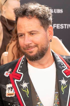 Trauffer at the premiere of the movie *Shaun the Sheep: The Beast of Mossy Bottom* (*Shaun das Schaf: Spuk im Kürbisfeld*) at the 22nd Zurich Film Festival at the Corso Zurich, September 27, 2026 Foto:xA.xRaemyx xFuturexImagex schaf_6904