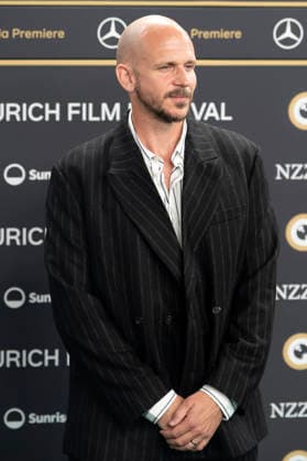 Gustaf Skarsgard at the premiere of the film *Adult Supervision Arkipelag* at the 22nd Zurich Film Festival at Corso Zürich, September 27, 2026 Foto:xA.xRaemyx xFuturexImagex adult_6914