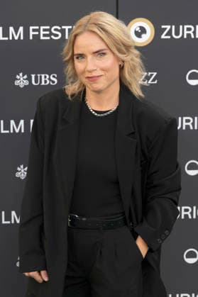 Josephine Park at the premiere of the film *The Guest* at the 22nd Zurich Film Festival at Corso Zurich, September 27, 2026 Foto:xA.xRaemyx xFuturexImagex guest_6908
