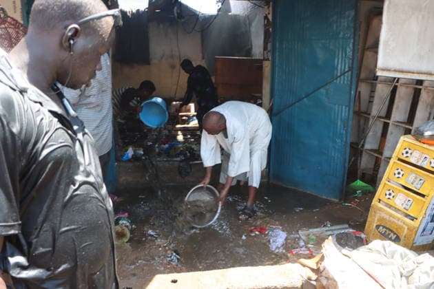 September 28, 2026, Juba, Ces Juba, South Sudan: Firefighters and residents work to extinguish a blaze that engulfed four shops at Konyo Konyo Market in Juba, South Sudan, amid reports that illegal electrical connections may have contributed to the fire. No casualties or extent of property damage have been officially confirmed. Juba South Sudan  - ZUMAb132 20260928_zip_b132_009 Copyright: xSamirxBolx