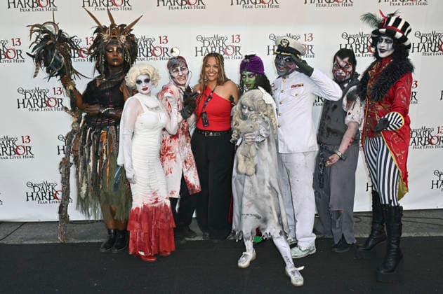 Cosplayers at the Queen Mary s Dark Harbor Media VIP Night at Dark Harbor, Long Beach, September 27, 2026 Foto:xD.xStarbuckx xFuturexImagex harbor_6902