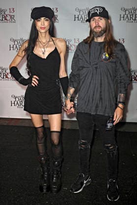 LeeAnna Vamp with her husband Cameron Lee Vamp at the Queen Mary s Dark Harbor Media VIP Night at Dark Harbor in Long Beach, September 27, 2026 Foto:xD.xStarbuckx xFuturexImagex harbor_6941
