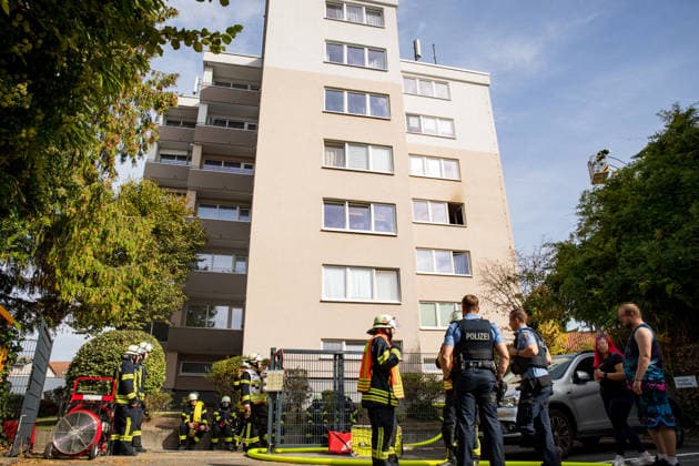 Apartment Completely Destroyed by Fire; Resident Escapes with Minor Injuries from Smoke O
