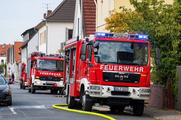 Apartment Completely Destroyed by Fire; Resident Escapes with Minor Injuries from Smoke O