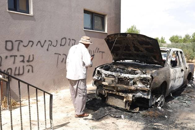 Settlers Set Fire To Vehicle And Spray Graffiti In Deir Abu Mash™al DEIR ABU MASHA™AL, PALESTINE SEPTEMBER 28, 2026: Israeli settlers attacked the village of Deir Abu Mash™al, northwest of Ramallah, during the early hours of the morning, according to local sources. During the attack, settlers set fire to a vehicle belonging to Ahmed Shehadeh Zahran, also known as Abu Zaher, and spray-painted slogans on the walls of his home. The incident is part of a series of reported settler attacks affecting Palestinian communities in the occupied West Bank. Ramallah Palestine, State of Copyright: x xSalmanxMohsenxAlkhatibx xJNAxPressx