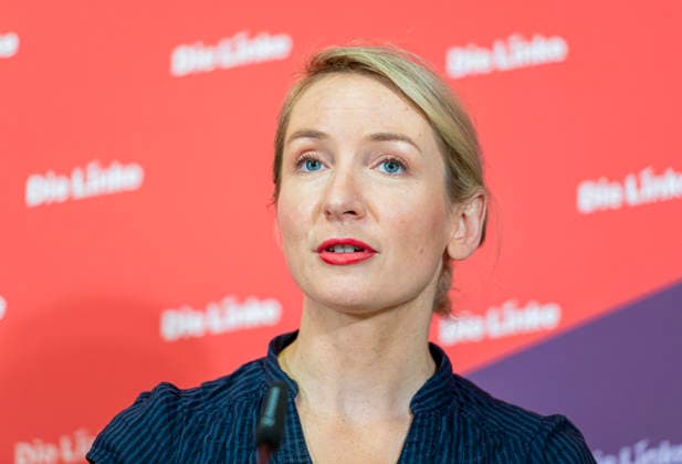 Ines Schwerdtner EUR, Germany, Berlin, September 28, 2026 Press conference by Ines Schwerdtner, chairwoman of the party Die Linke, at the Karl Liebknecht House on current issues: the complaint filed against Federal Minister Dobrindt, long-term care reform, expropriation or socialization, and the resignation of Jens Spahn