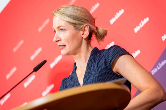 Ines Schwerdtner EUR, Germany, Berlin, September 28, 2026 Press conference by Ines Schwerdtner, chairwoman of the party Die Linke, at the Karl Liebknecht House on current issues: the complaint filed against Federal Minister Dobrindt, long-term care reform, expropriation or socialization, and the resignation of Jens Spahn