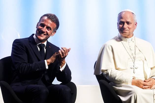Visit by Pope Leo XVI: Speech on Peace in Metz POPE S VISIT TO FRANCE PHOTOPQR LE REPUBLICAIN LORRAIN Hugo AZMANI Metz September 28, 2026 Visit by Pope Leo XVI: Speech on Peace in Metz Emmanuel Macron and Pope Leo XIV September 28, 2026, Metz, France Pope Leo XIV is on an apostolic visit to France from September 25 to 28, 2026 With French President Emmanuel Macron Metz, Moselle, Lorraine, France  Copyright: xPHOTOPQR LExREPUBLICAINxLORRAIN xHugoxAZMANIx 20260928RBL8394 20260928RBL8394