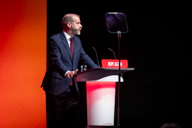 28 September 2026, Jonathan Reynolds addresses Labour Party Conference in Liverpool 28 September 2026, Liverpool, UK. Jonathan Reynolds, Labour MP and Secretary of State for Business, Innovation, Science and Trade, addresses delegates and attendees during Day 2 of the Labour Party Annual Conference 2026 at ACC Liverpool., Credit:Abdullah Bailey Anthony Bailey - B2421 Avalon  Copyright: xAbdullahxBaileyx xAnthonyxBaileyx-xB2421x xAvalonx 1138878479