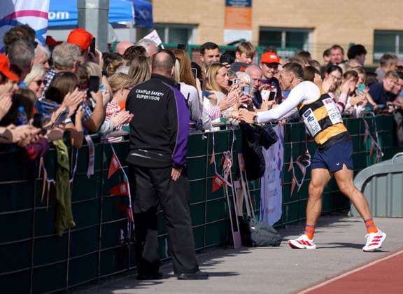 The Princess Royal Meets Sir Kevin Sinfield During His 7 In 7 Challenge YORK, ENGLAND - SEPTEMBER 28: Sir Kevin Sinfield speaks with well-wishers during the 7 in 7: The Grand Finale at the University of York Athletics Track on September 28, 2026 in York, England. Sir Kevin Sinfield is running an ultra marathon every day for seven days to raise money for motor neurone disease (MND) in memory of his former Leeds Rhinos teammate Rob Burrow., Credit:Dominic Lipinski PA ROTA - B68 Avalon United Kingdom, England, York  Copyright: xDominicxLipinskix xPAxROTAx-xB68x xAvalonx 1138881212