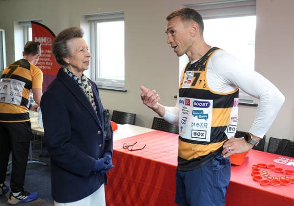 The Princess Royal Meets Sir Kevin Sinfield During His 7 In 7 Challenge YORK, ENGLAND - SEPTEMBER 28: Princess Anne, Princess Royal speaks with Sir Kevin Sinfield during the 7 in 7: The Grand Finale at the University of York Athletics Track on September 28, 2026 in York, England. Sir Kevin Sinfield is running an ultra marathon every day for seven days to raise money for motor neurone disease (MND) in memory of his former Leeds Rhinos teammate Rob Burrow., Credit:Dominic Lipinski PA ROTA - B68 Avalon United Kingdom, England, York  Copyright: xDominicxLipinskix xPAxROTAx-xB68x xAvalonx 1138881236