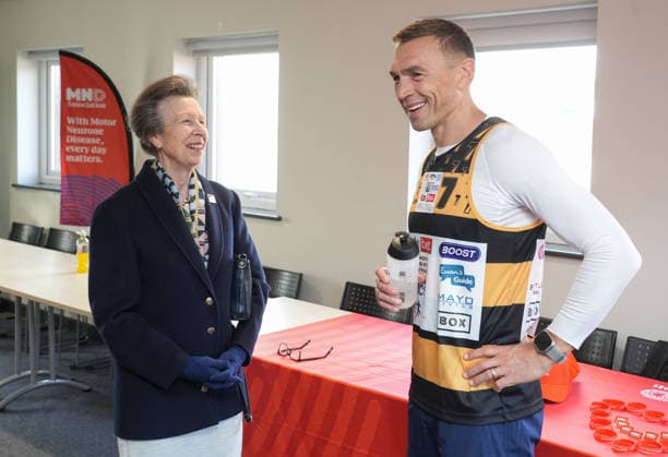 The Princess Royal Meets Sir Kevin Sinfield During His 7 In 7 Challenge YORK, ENGLAND - SEPTEMBER 28: Princess Anne, Princess Royal laughs as she speaks with Sir Kevin Sinfield during the 7 in 7: The Grand Finale at the University of York Athletics Track on September 28, 2026 in York, England. Sir Kevin Sinfield is running an ultra marathon every day for seven days to raise money for motor neurone disease (MND) in memory of his former Leeds Rhinos teammate Rob Burrow., Credit:Dominic Lipinski PA ROTA - B68 Avalon United Kingdom, England, York  Copyright: xDominicxLipinskix xPAxROTAx-xB68x xAvalonx 1138881239