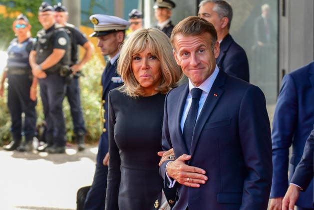 President Emmanuel Macron and his wife, First Lady Brigitte Macron, leave the Robert Schuman Conference Center in Metz, in northeastern France, on September 28, 2026, the final day of the Pope’s visit to France. Romain Doucelin, Bestimage. French President Emmanuel Macron and his wife, First Lady Brigitte Macron, leave the Robert Schuman Conference Center in Metz, northeastern France, on September 28, 2026, the final day of the Pope’s visit to France Metz, France Copyright: xRomainxDoucelinx xBestimagexRomainxDoucelinx xBestimagex