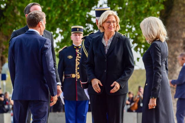 President Emmanuel Macron and his wife, First Lady Brigitte Macron, welcome Anke Rehlinger, a member of the Bundesrat of the Federal Republic of Germany, upon her arrival for the At the Roots of Europe for Peace and Unity meeting at the Robert Schuman Conference Center in Metz, France, on September 28, 2026, the final day of the Pope’s visit to France Romain Doucelin Bestimage French President Emmanuel Macron and his wife, First Lady Brigitte Macron, welcome guests upon their arrival for the At the Roots of Europe for Peace and Unity meeting at the Robert Schuman Conference Center in Metz, France, on September 28, 2026, the final day of the Pope’s visit to France Metz France Copyright: xRomainxDoucelinx xBestimagexRomainxDoucelinx xBestimagex