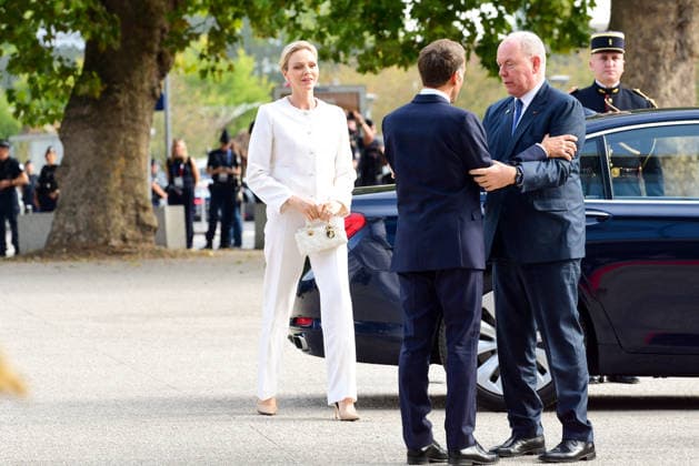 Pope Leo XIV in France - Prince Albert and Princess Charlene at Meeting For Peace And Unity in Metz French President Emmanuel Macron and First Lady Brigitte Macron welcome Prince Albert II and Princess Charlene of Monaco upon their arrival for the At the Roots of Europe: For Peace and Unity meeting at the Robert Schuman Conference Centre in Metz, France on September 28, 2026, the final day of the Pope s visit to France. Photo by Romain Doucelin Pool ABACAPRESS.COM Metz France  Copyright: xDoucelinxRomain ABACAx