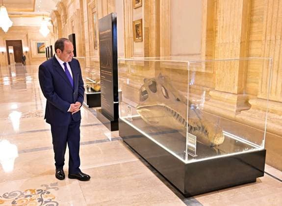 Egyptian President Attends Opening of Egypt Mining Forum Egyptian President Abdel Fattah El-Sisi attends the opening of the Egypt Mining Forum in the New Capital, Egypt, on September 28, 2026, alongside Prime Minister Mostafa Madbouly and Minister of Petroleum and Mineral Resources Karim Badawi. The fifth edition of the forum is being held on September 28 and 29 under the theme Unlocking Egypt’s and the Arab Nubian Shield’s Exploration Potential. Photo by Egyptian President Office apaimages Cairo Cairo Egypt 280926_Egypt_EPO_00(6) Copyright: xapaimagesxEgyptianxPresidentxOfficex xapaimagesx